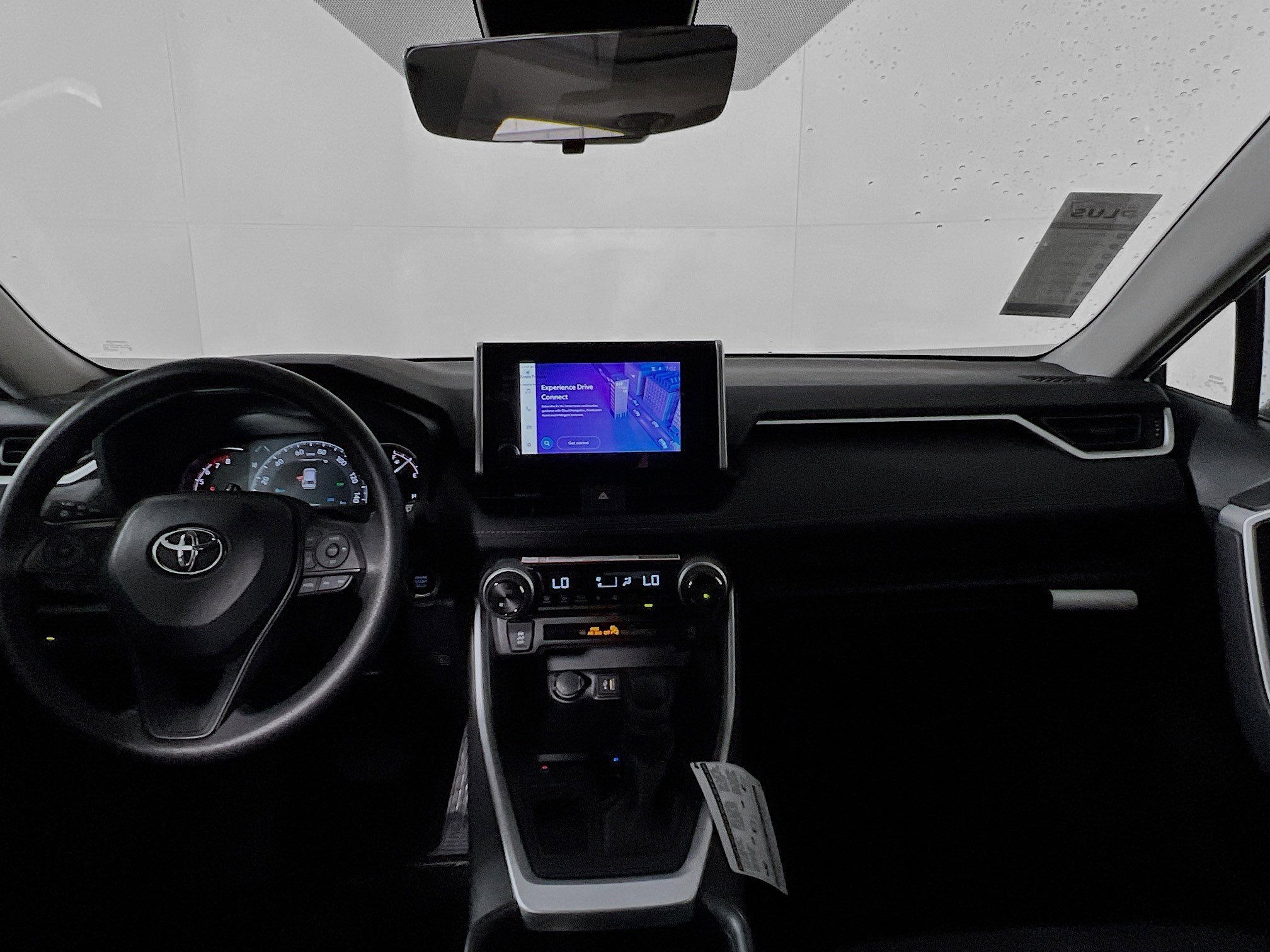 New 2025 Toyota RAV4 XLE image 31