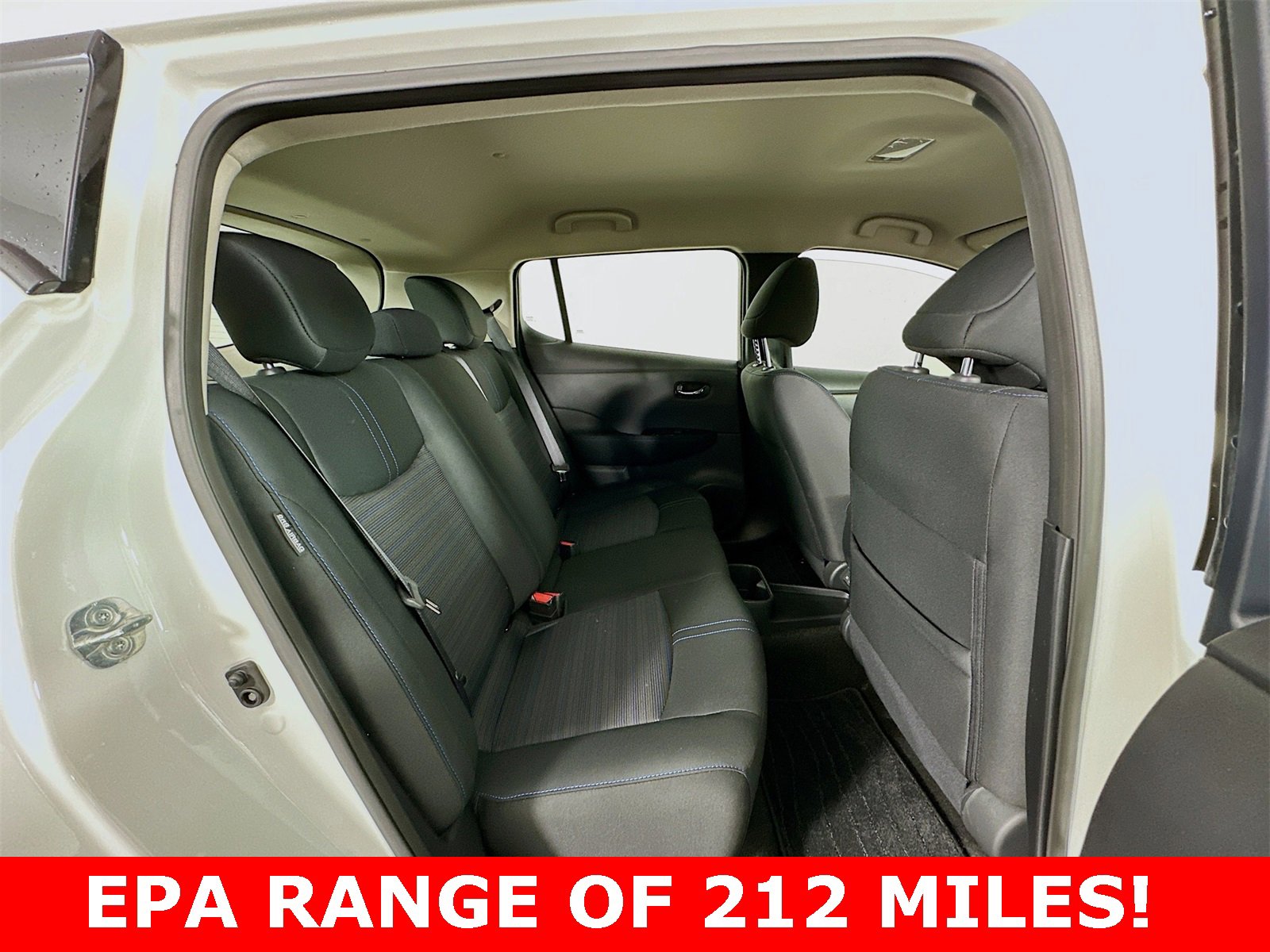 Used 2025 Nissan Leaf SV Plus image 23