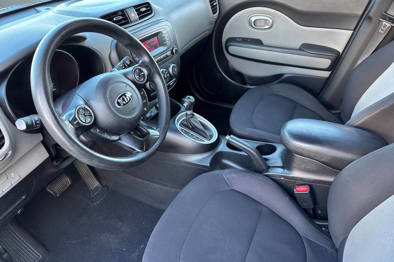 Used 2016 Kia Soul image 4