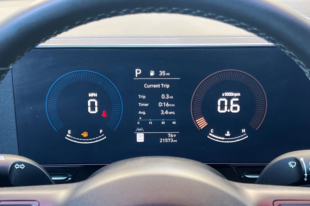 Used 2024 Hyundai Kona SEL AWD/4WD image 26
