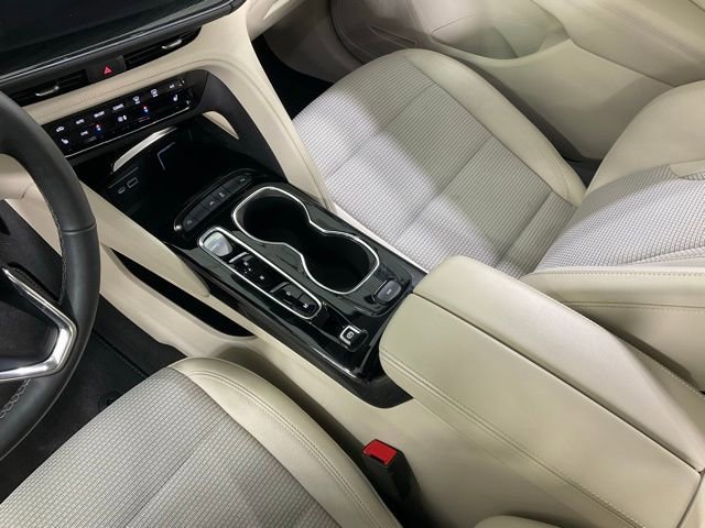Used 2022 Buick Envision Preferred image 21