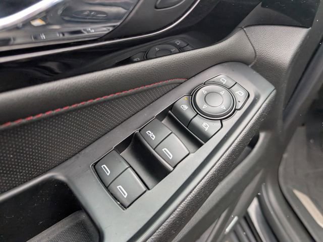 Certified 2023 Chevrolet Traverse RS w/ LPO, Floor Liner Package image 16