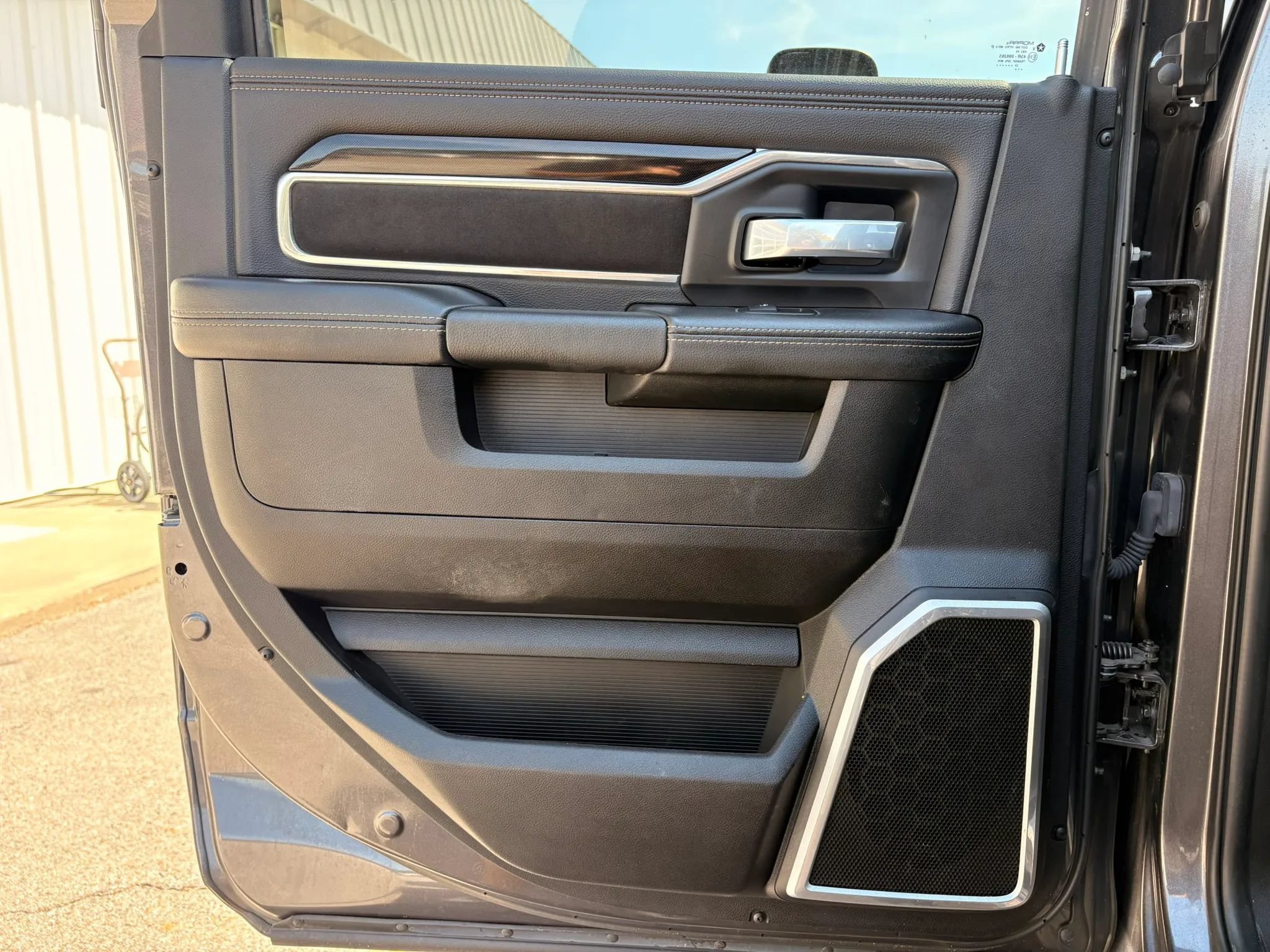 Used 2021 RAM 3500 Laramie w/ Night Edition AWD/4WD image 14
