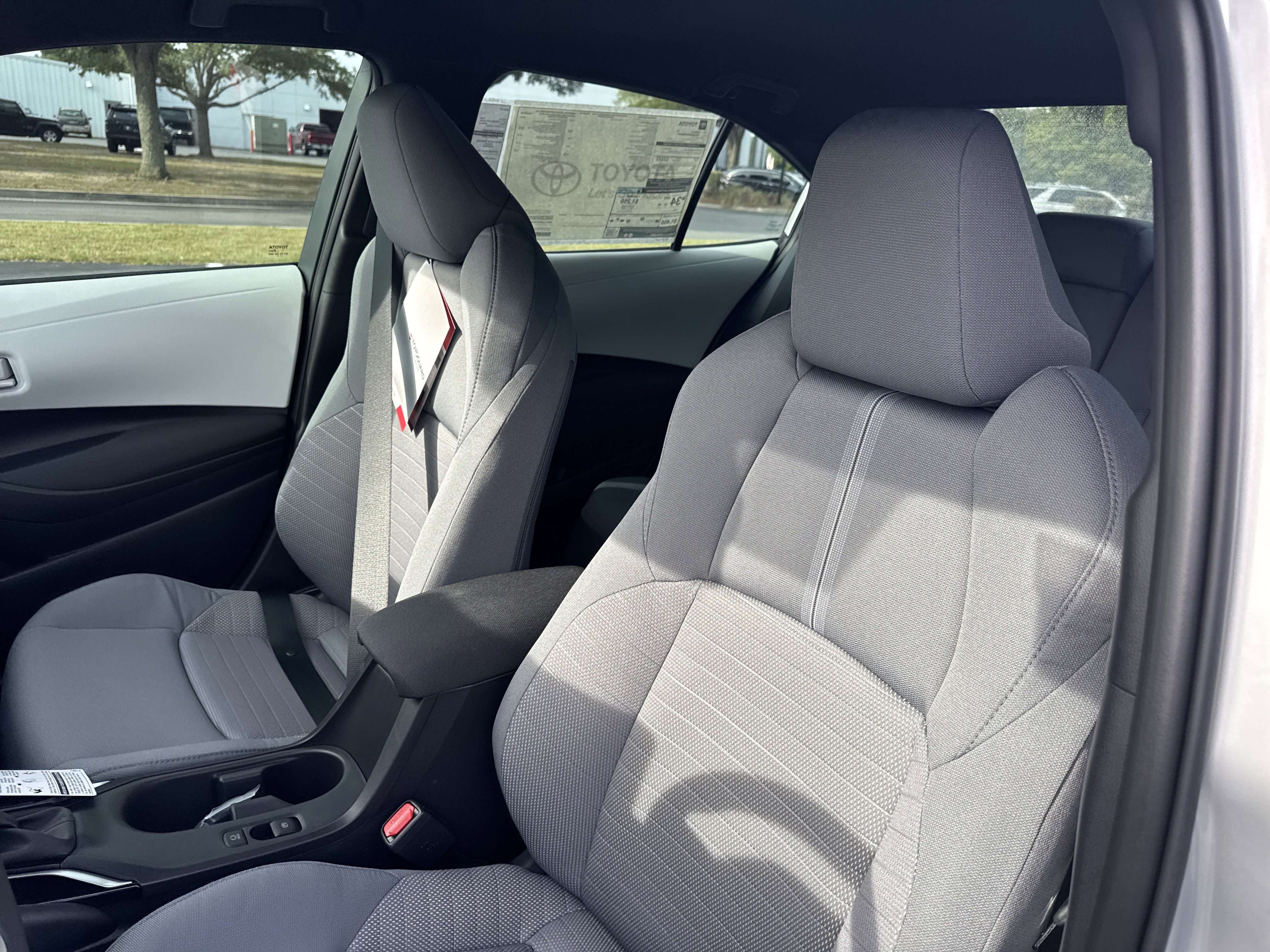 New 2026 Toyota Corolla SE FWD image 14