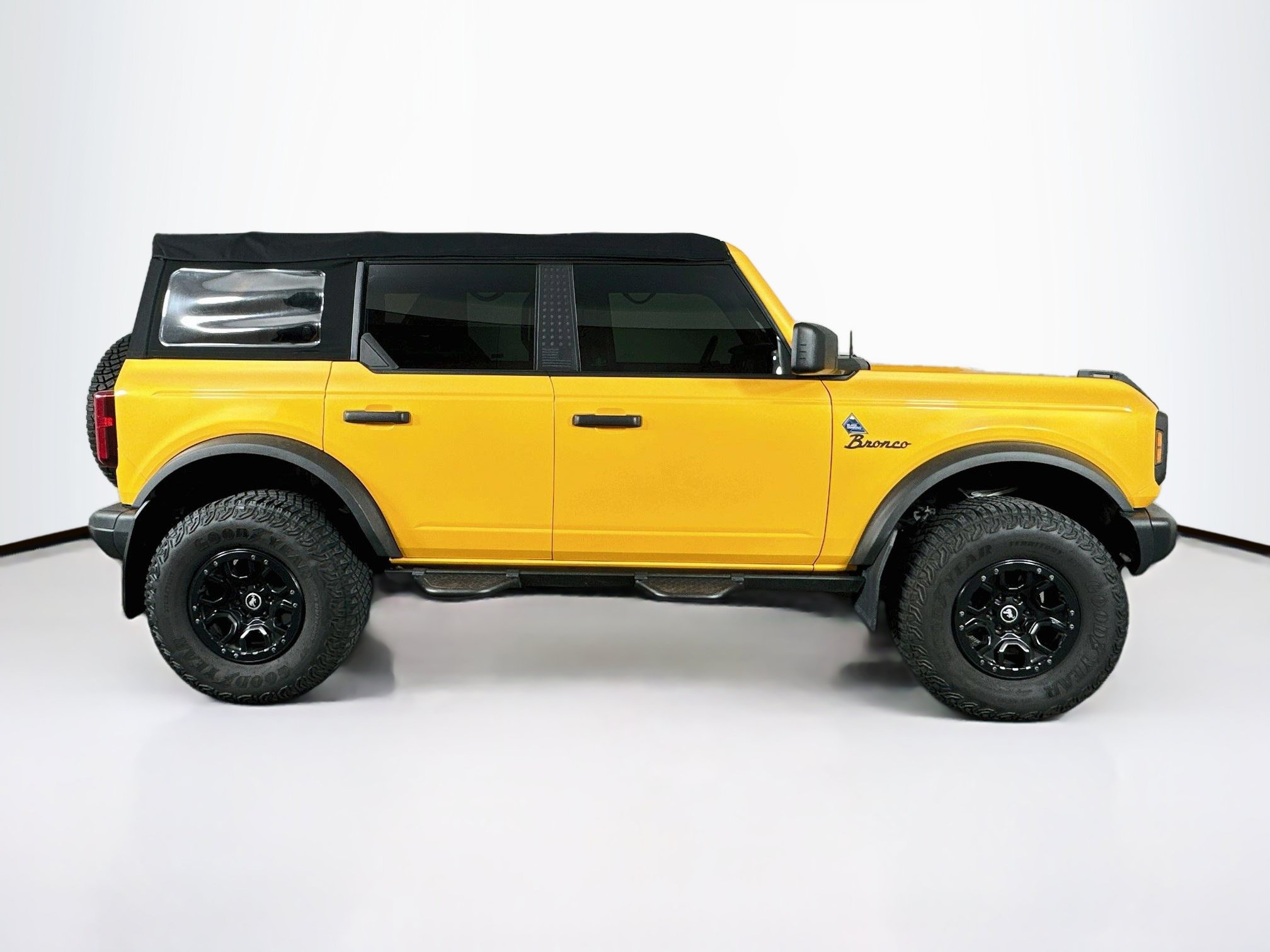 Used 2022 Ford Bronco Black Diamond AWD/4WD image 10