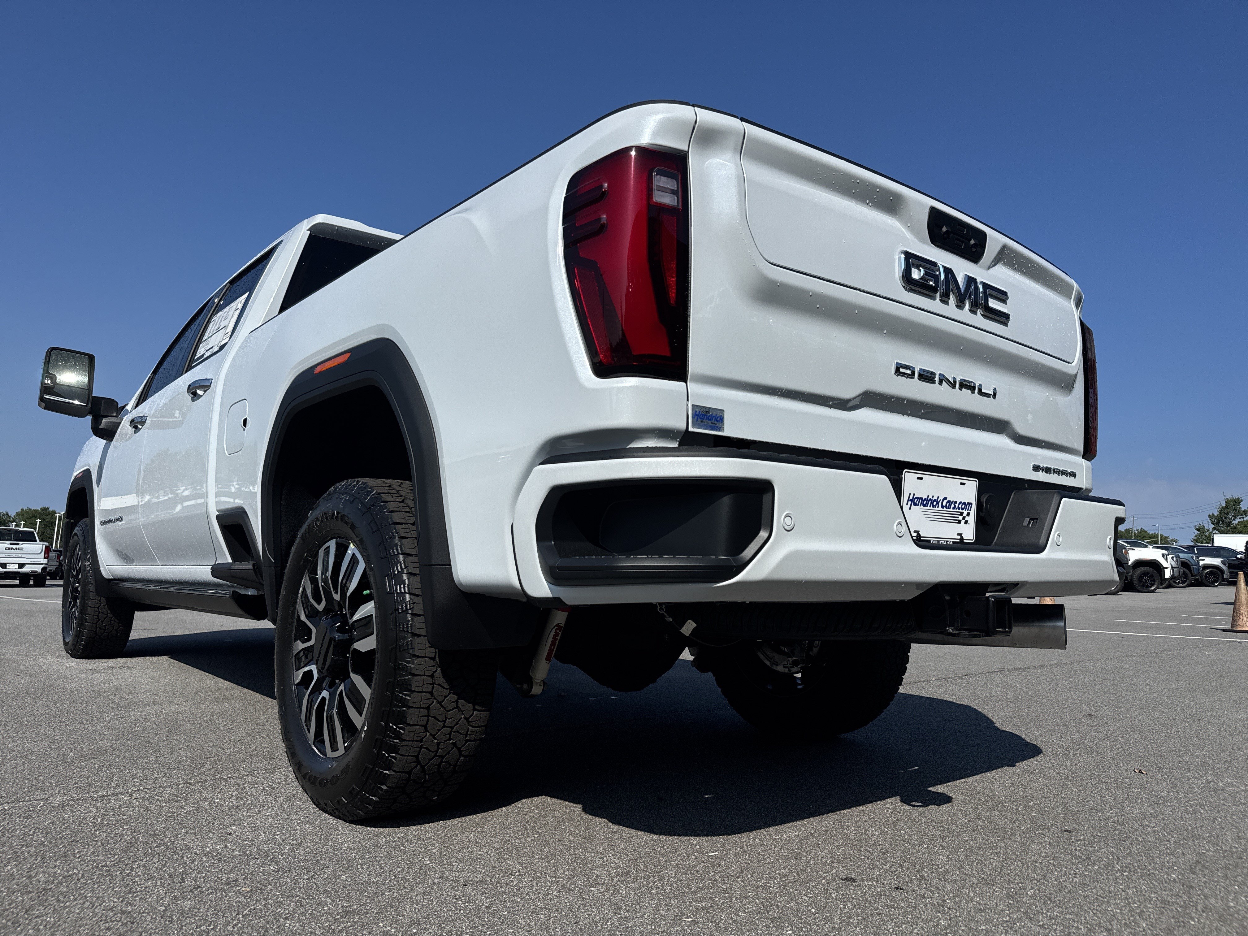 New 2026 GMC Sierra 2500 Denali Ultimate AWD/4WD image 8