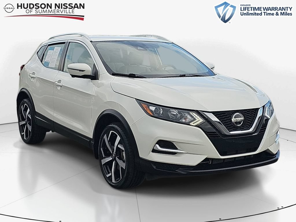 Used 2022 Nissan Rogue Sport SL AWD/4WD image 1