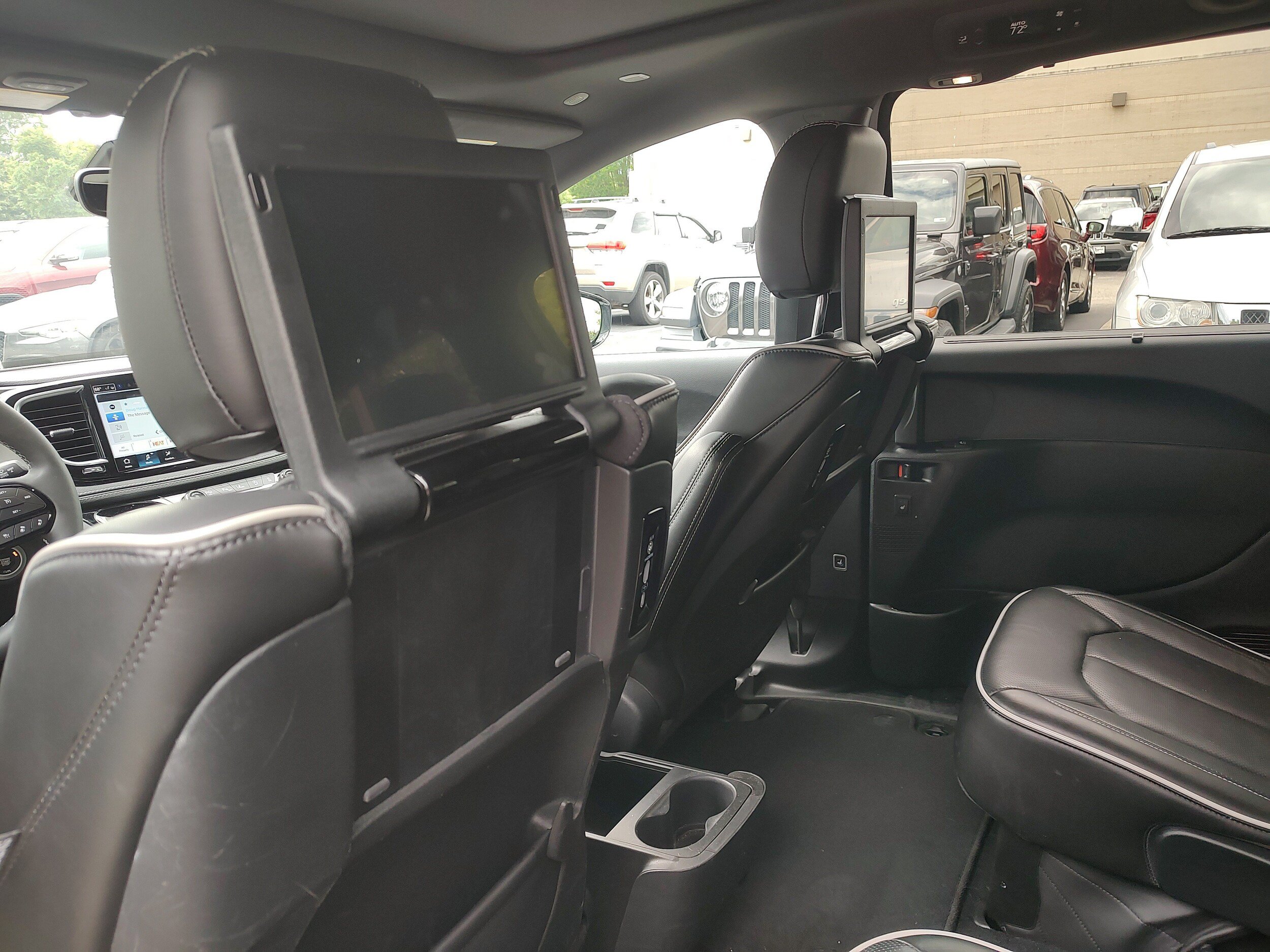Certified 2023 Chrysler Pacifica Limited w/ Uconnect Theater Family Group AWD/4WD image 8