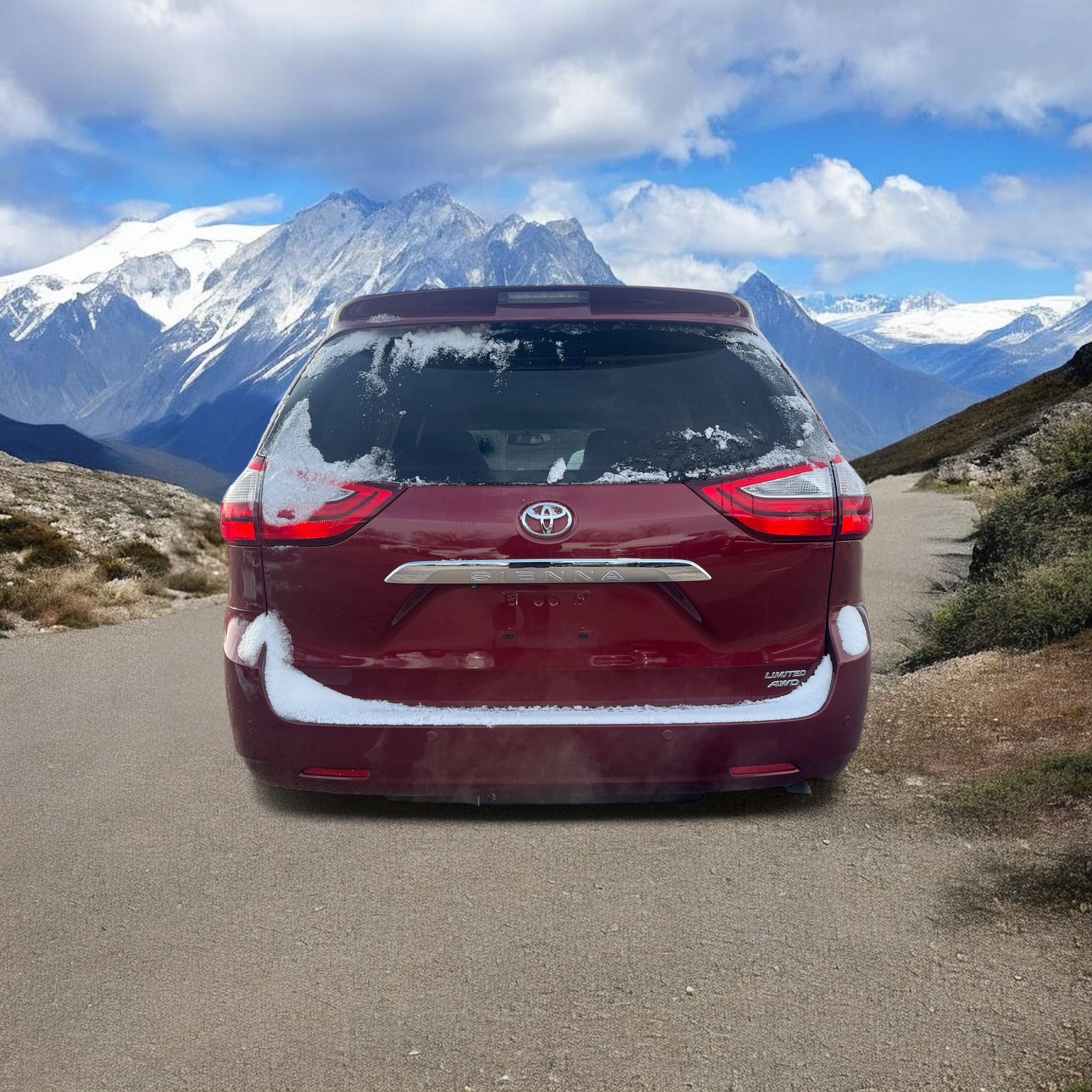 Used 2017 Toyota Sienna Limited image 4