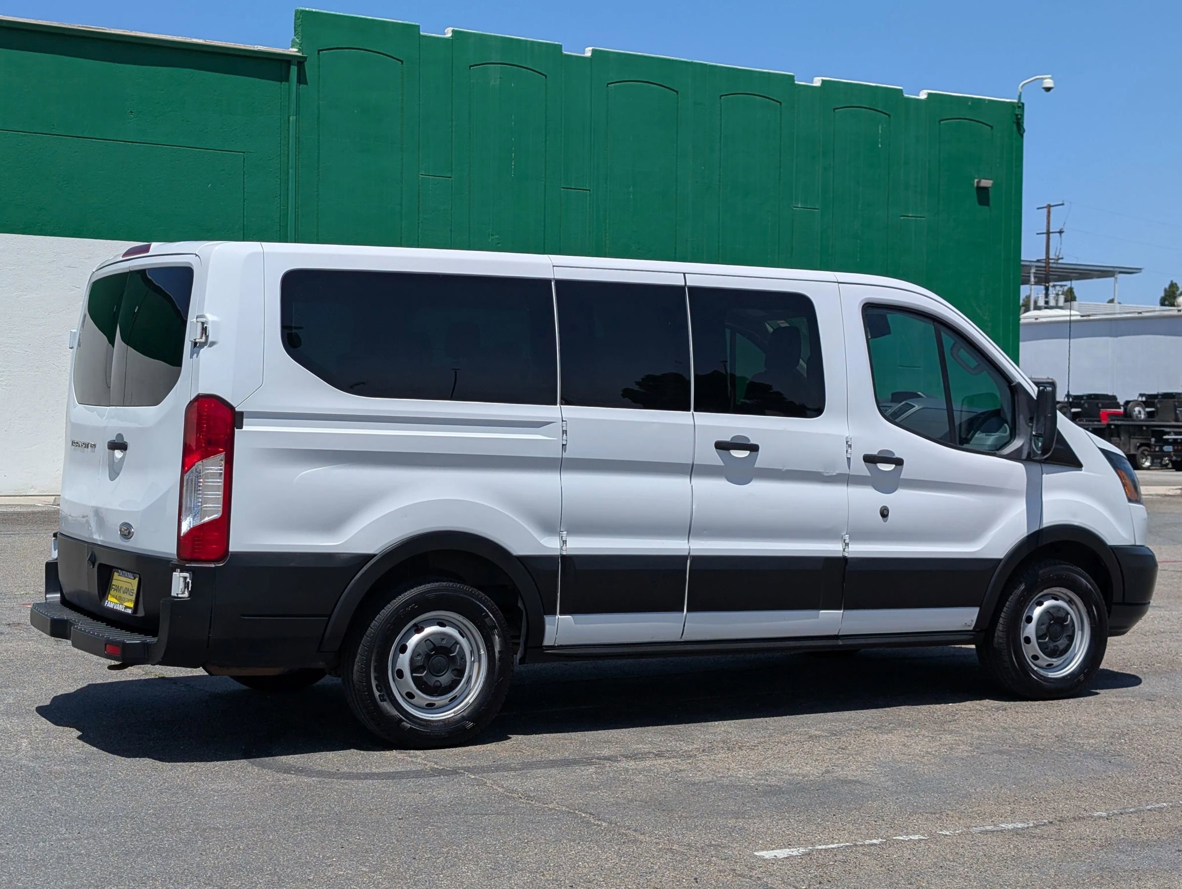 Used 2019 Ford Transit 150 XL image 2