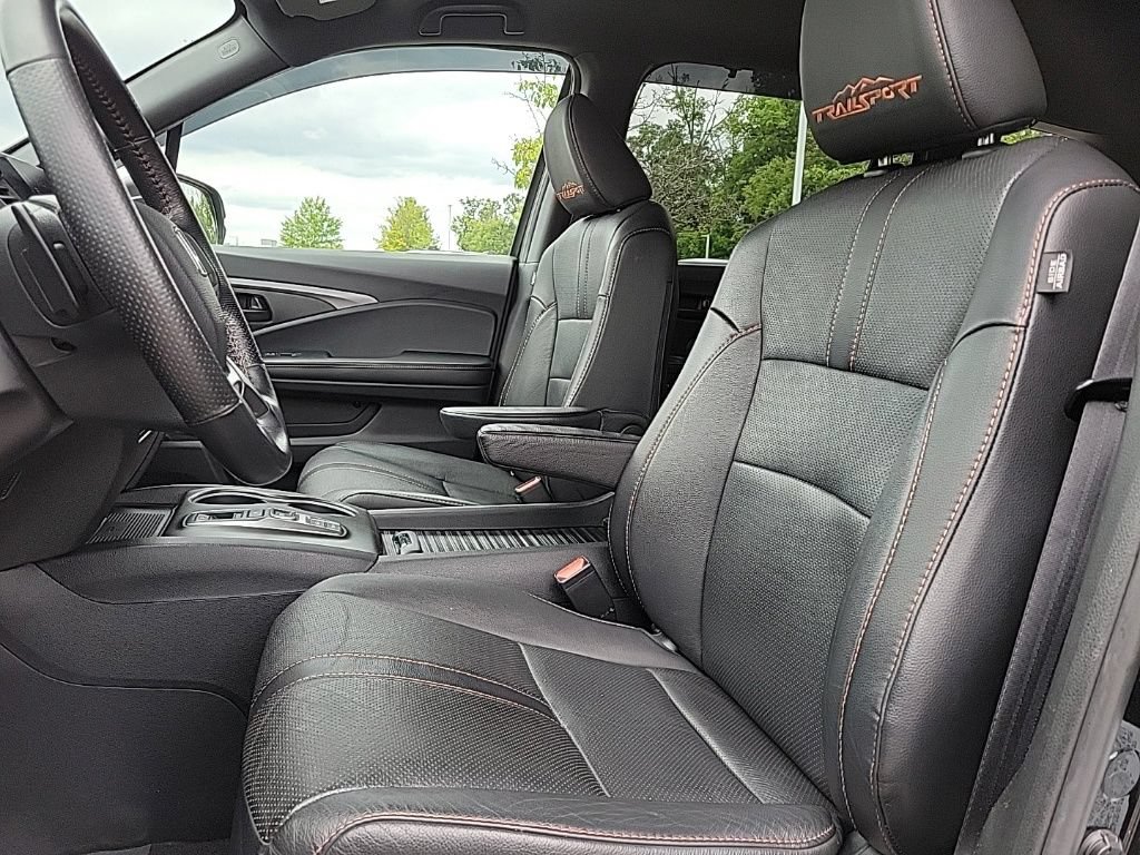 Used 2023 Honda Passport TrailSport image 8