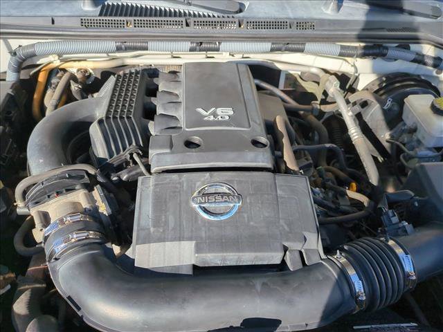 Used 2012 Nissan Frontier SV image 22