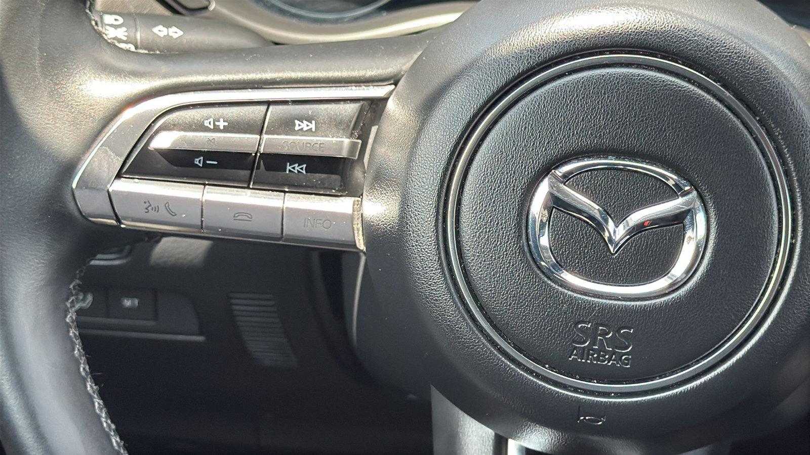 Certified 2025 MAZDA CX-50 2.5 Hybrid w/ Premium Plus Pkg AWD/4WD image 22