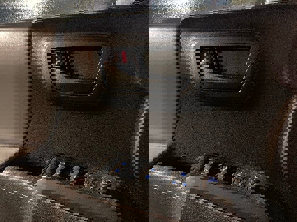 Certified 2022 Toyota Tacoma SR image 11