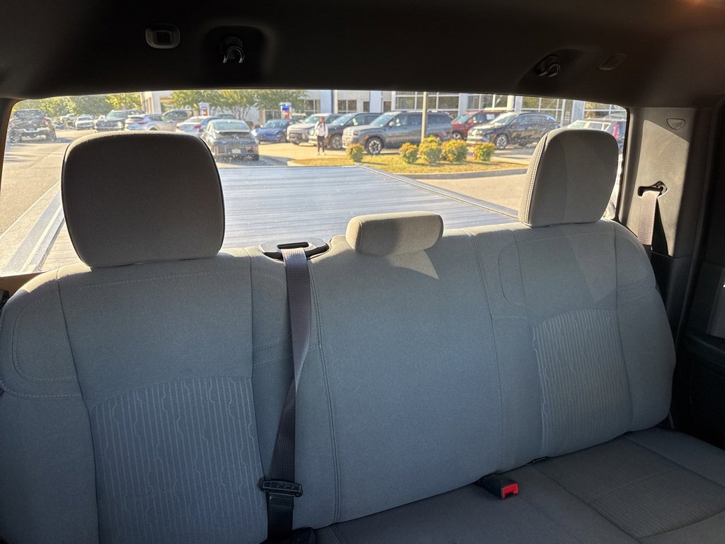 Used 2021 RAM 2500 Big Horn image 39