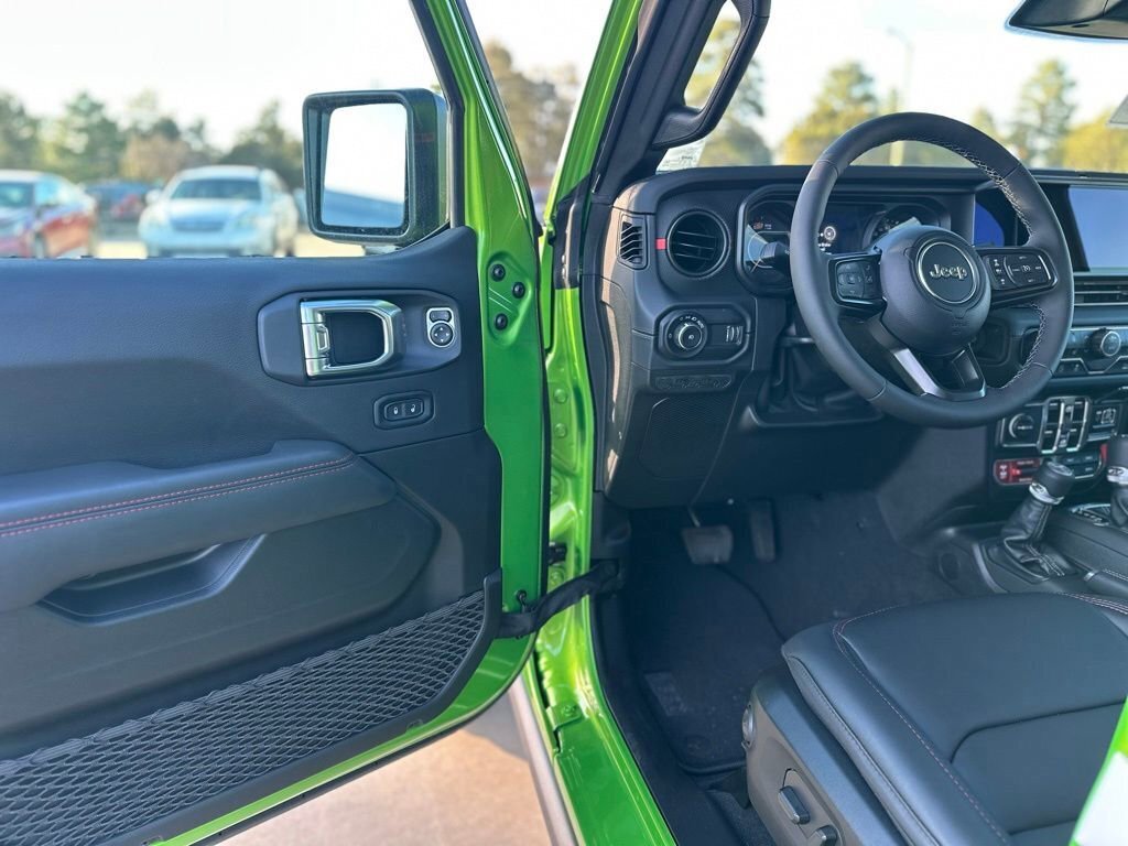 New 2026 Jeep Wrangler Unlimited Rubicon image 13