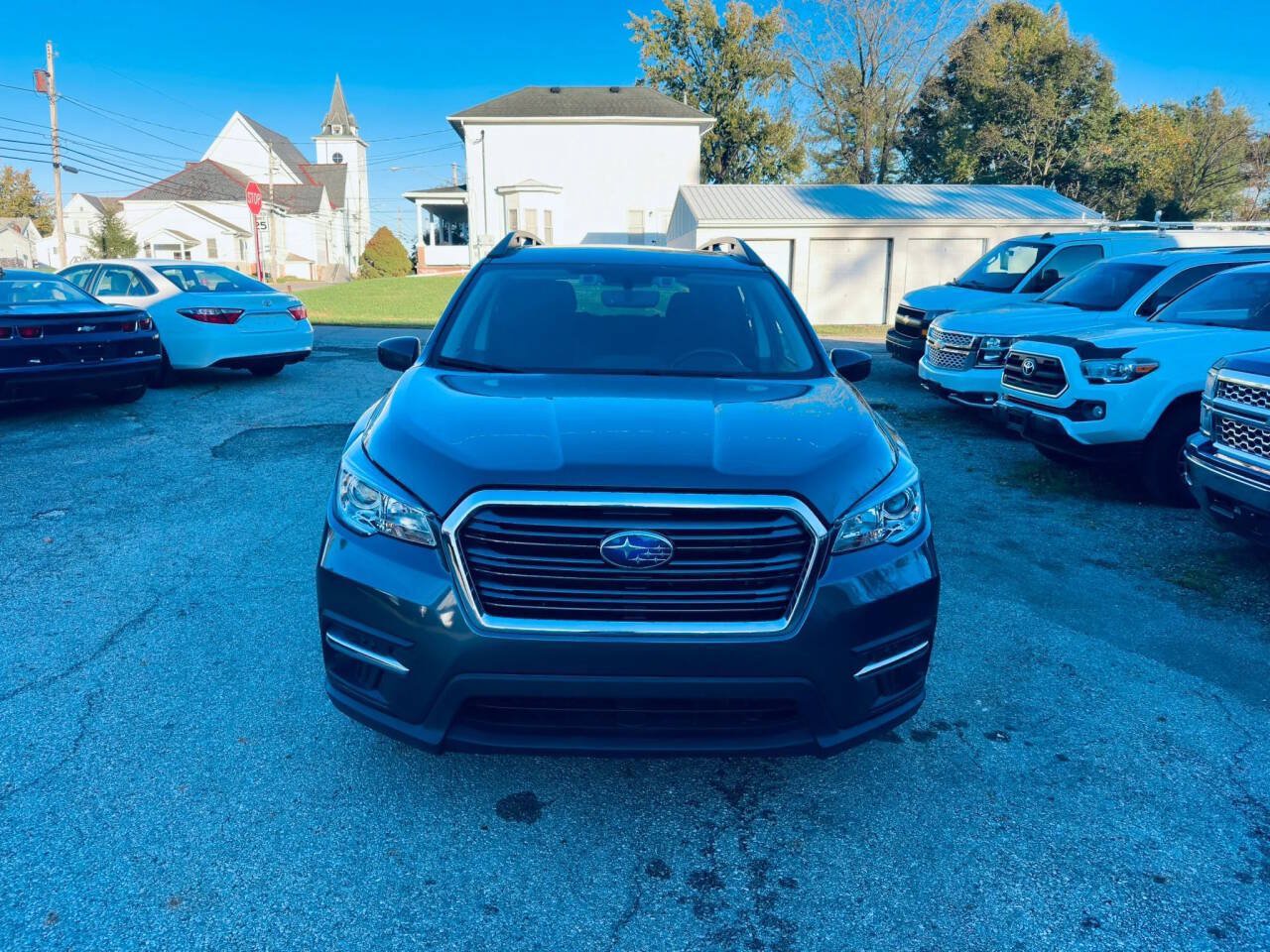 Used 2019 Subaru Ascent Premium w/ Popular Package #2A AWD/4WD image 2