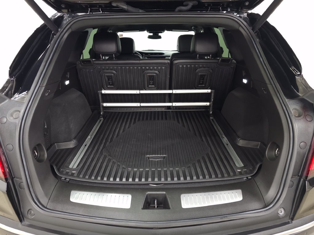 Certified 2023 Cadillac XT5 Premium Luxury AWD/4WD image 6