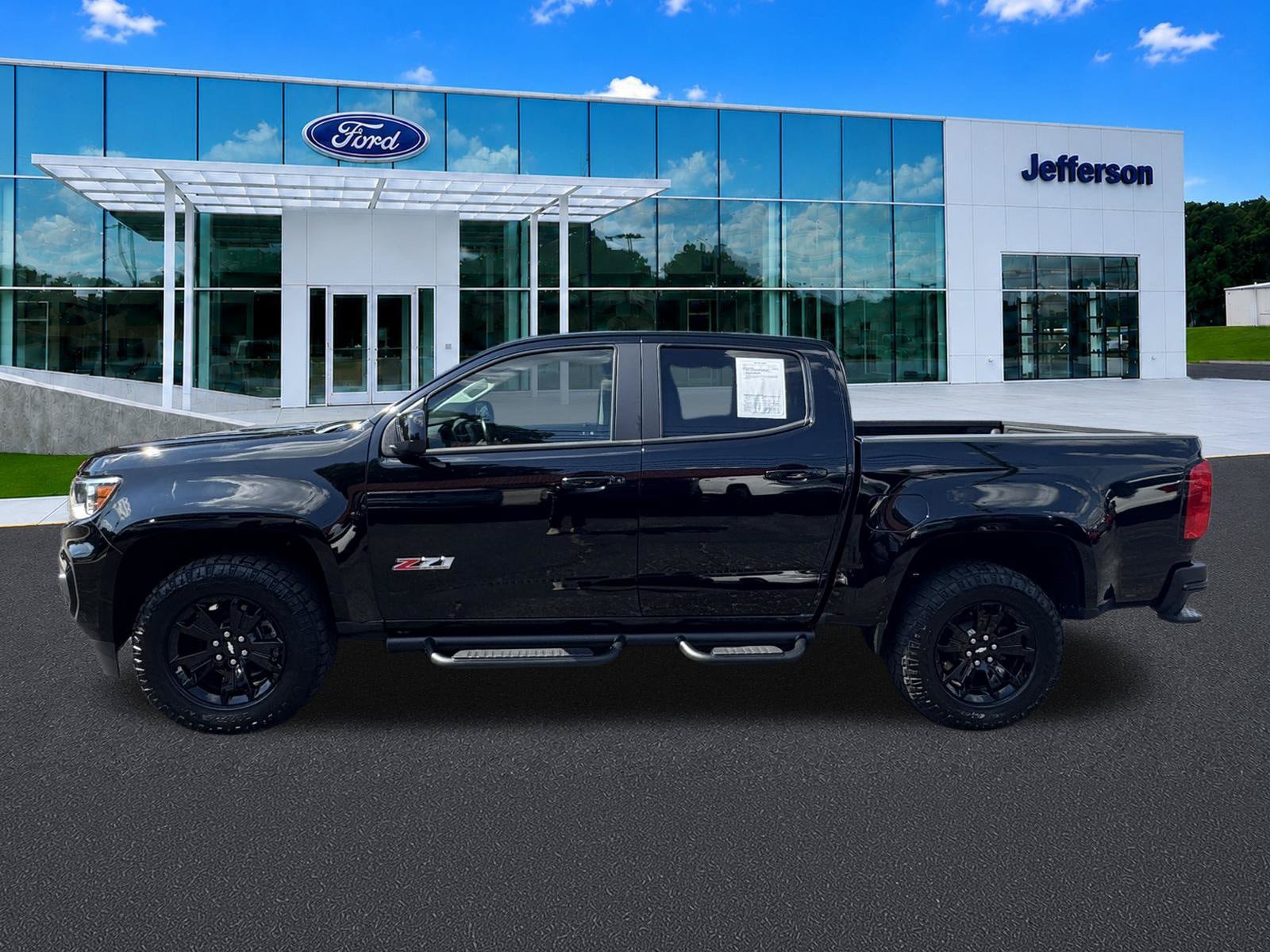 Used 2022 Chevrolet Colorado Z71 w/ Z71 Midnight Edition AWD/4WD image 4