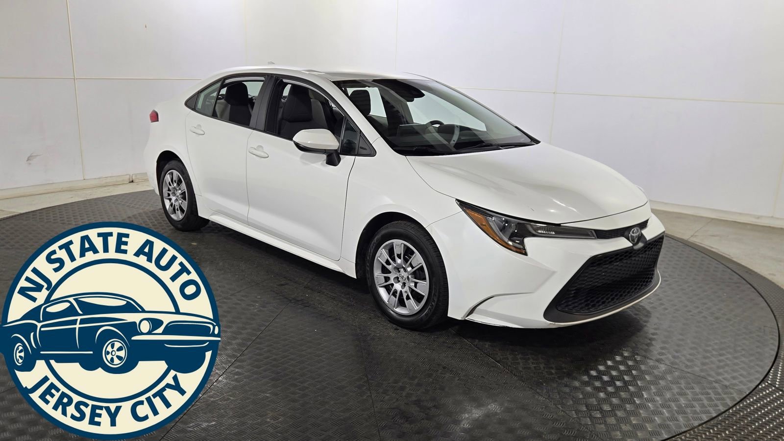 Used 2022 Toyota Corolla LE