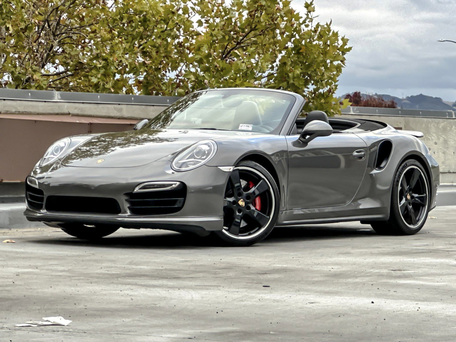 Used 2014 Porsche 911 Turbo image 1