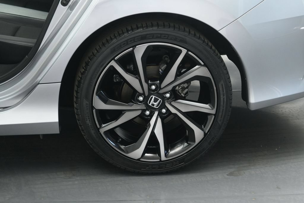 Used 2019 Honda Civic Sport image 17