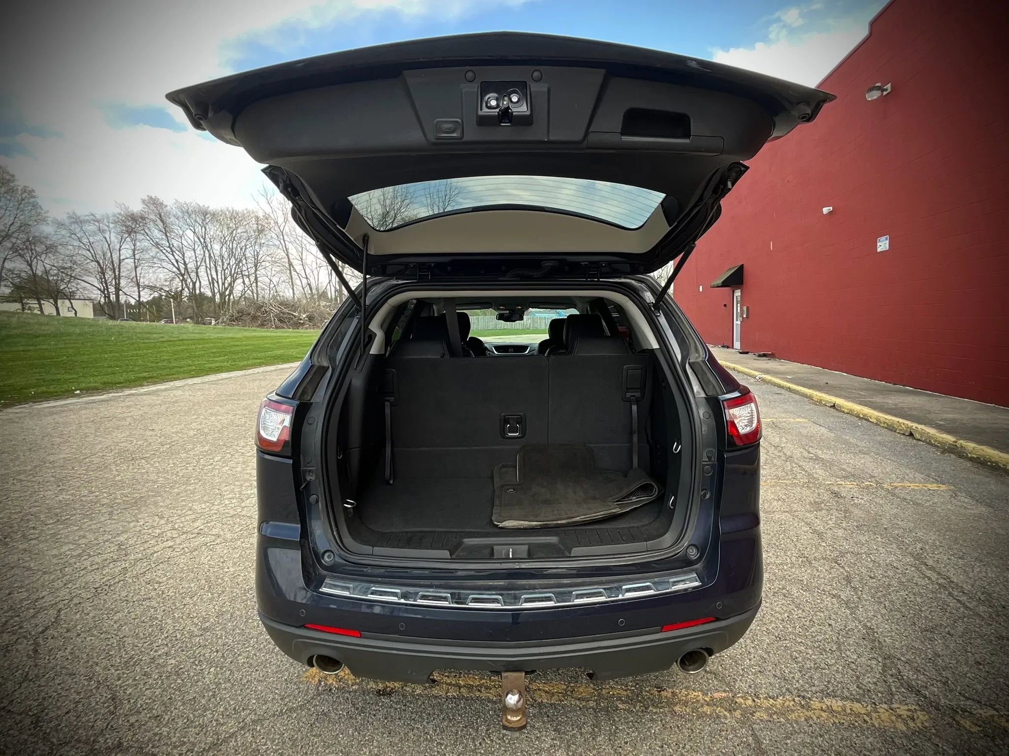 Used 2016 Chevrolet Traverse LTZ AWD/4WD image 28