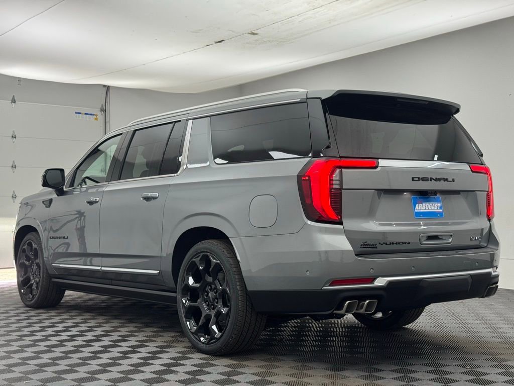 New 2026 GMC Yukon XL Denali w/ Denali Reserve Package image 16