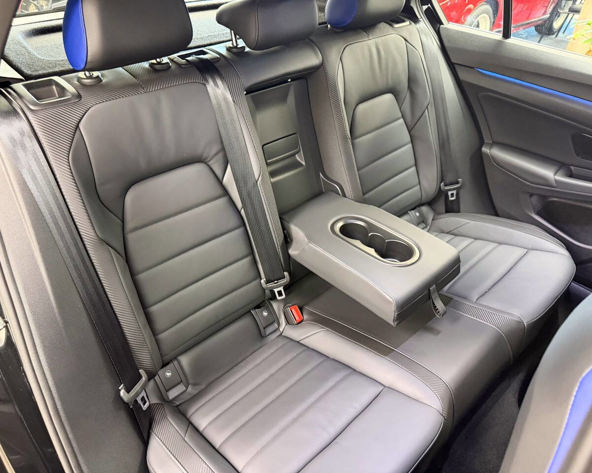 Used 2025 Volkswagen Golf R Black Edition image 64