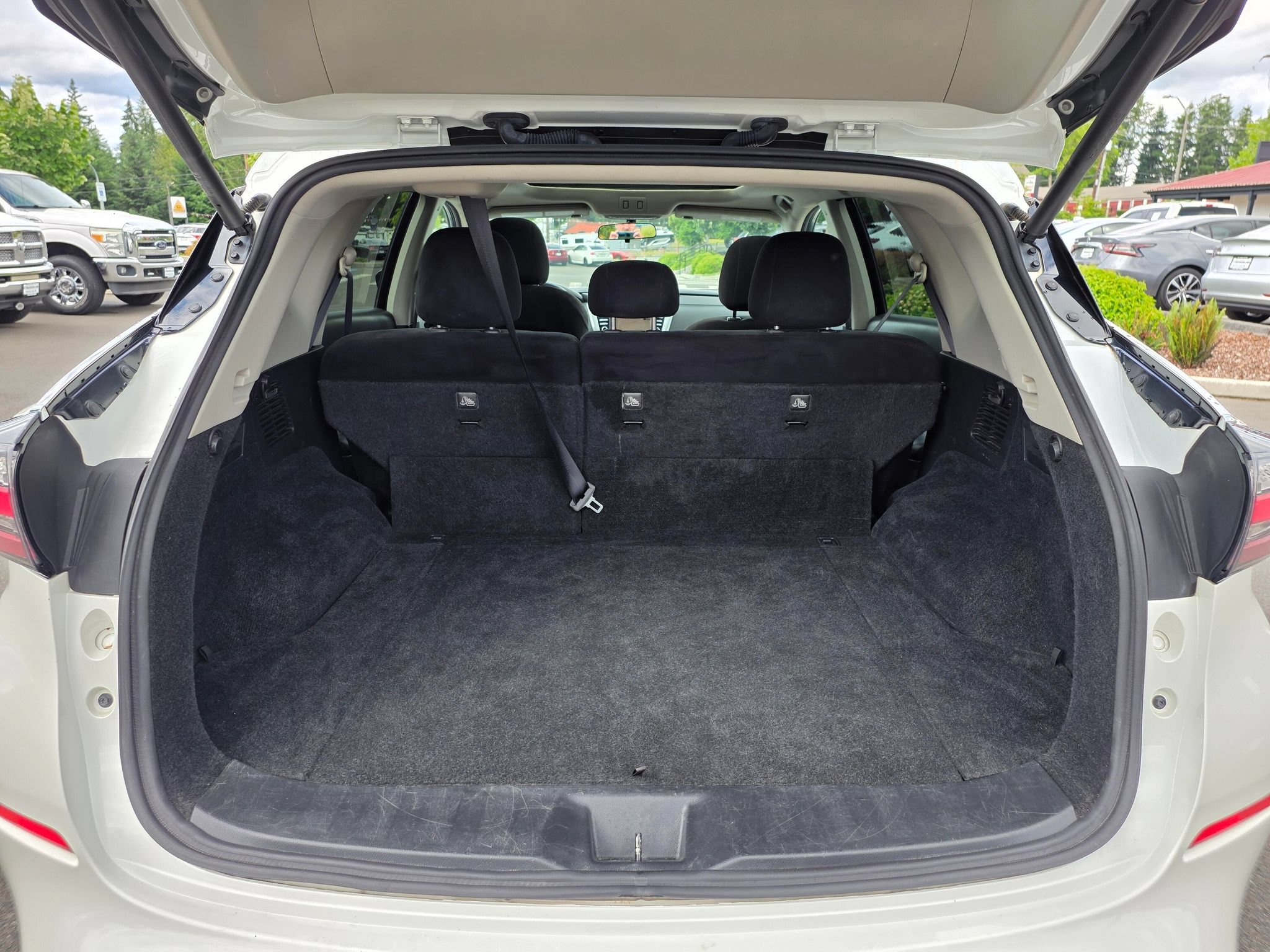 Used 2019 Nissan Murano S AWD/4WD image 29