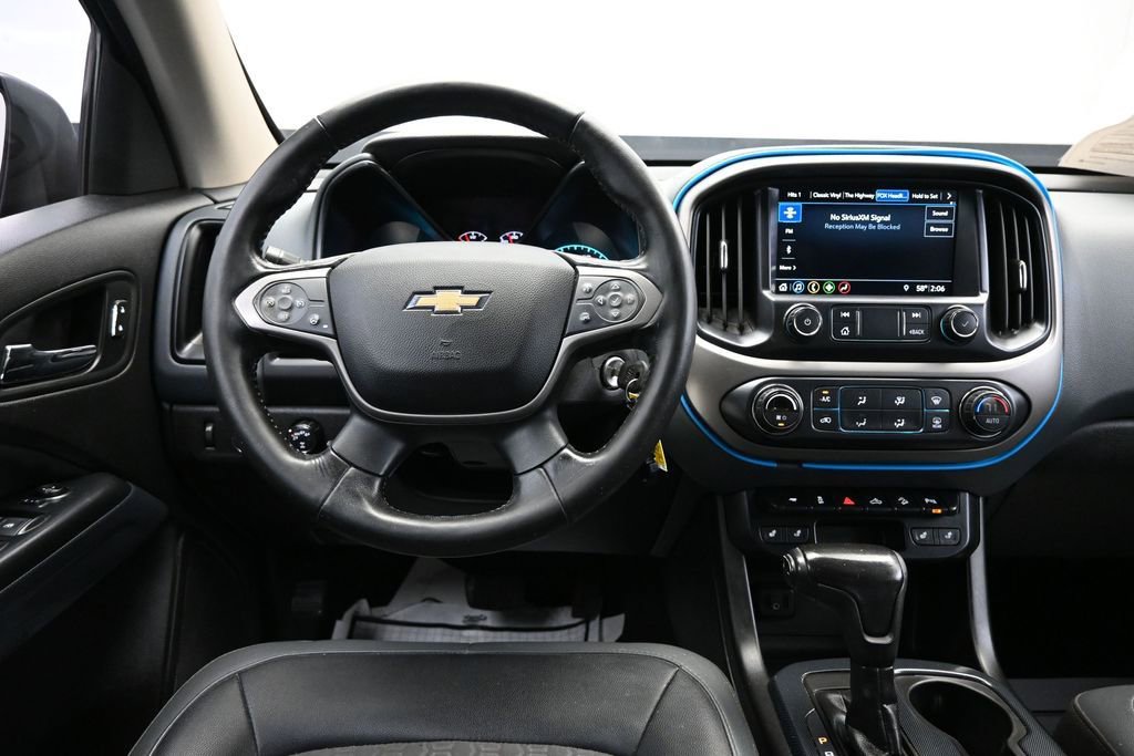 Used 2020 Chevrolet Colorado Z71 AWD/4WD image 14