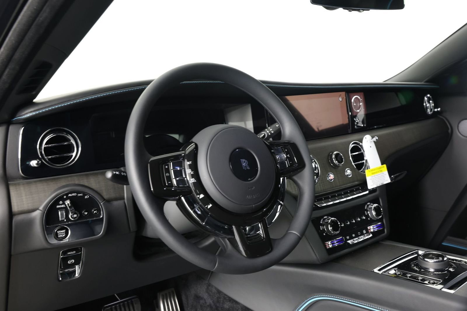 New 2026 Rolls-Royce Ghost AWD/4WD image 4