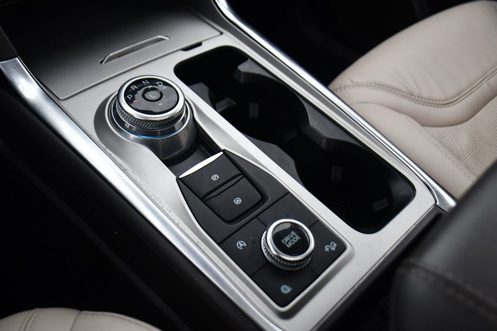 Used 2023 Ford Explorer Platinum w/ Technology Package image 33