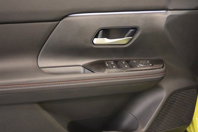 New 2026 Nissan Kicks SR w/ SR Premium Package image 9