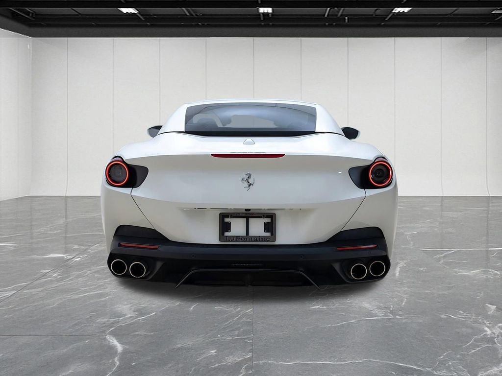 Used 2019 Ferrari Portofino image 11