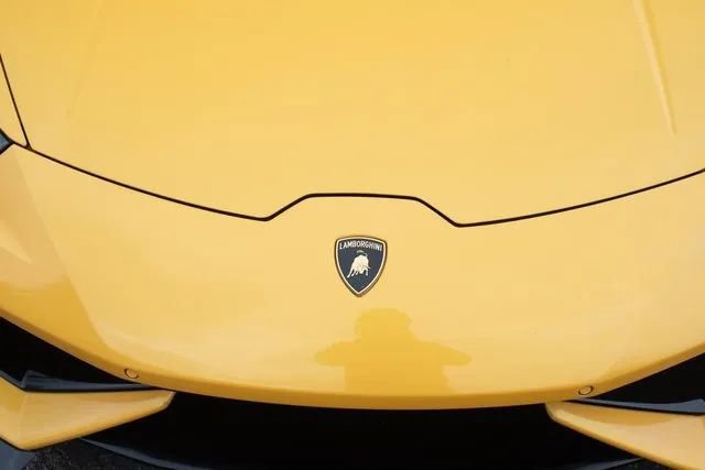 Used 2015 Lamborghini Huracan LP 610-4 image 4
