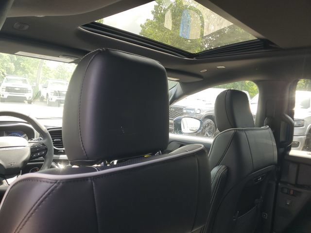 New 2027 Chrysler Pacifica Limited AWD/4WD image 12