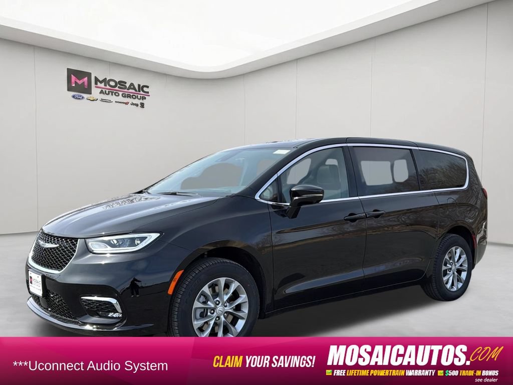 New 2026 Chrysler Pacifica Select AWD/4WD image 3