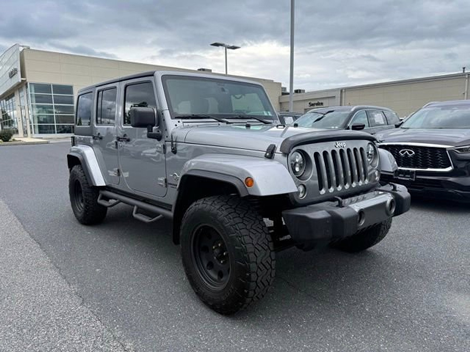 Used 2014 Jeep Wrangler Unlimited Sport AWD/4WD image 1