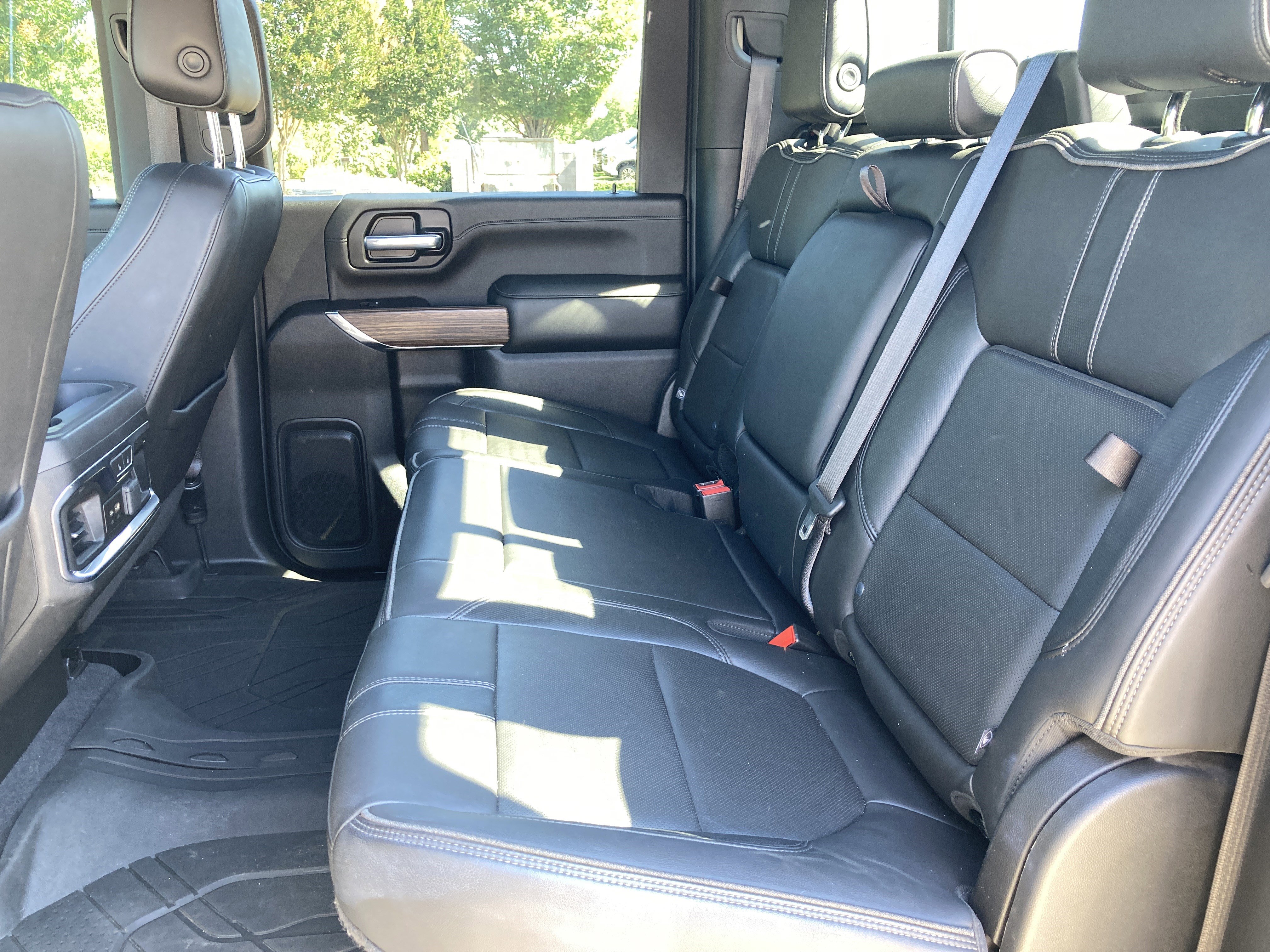 Certified 2020 Chevrolet Silverado 3500 High Country w/ Technology Package AWD/4WD image 15