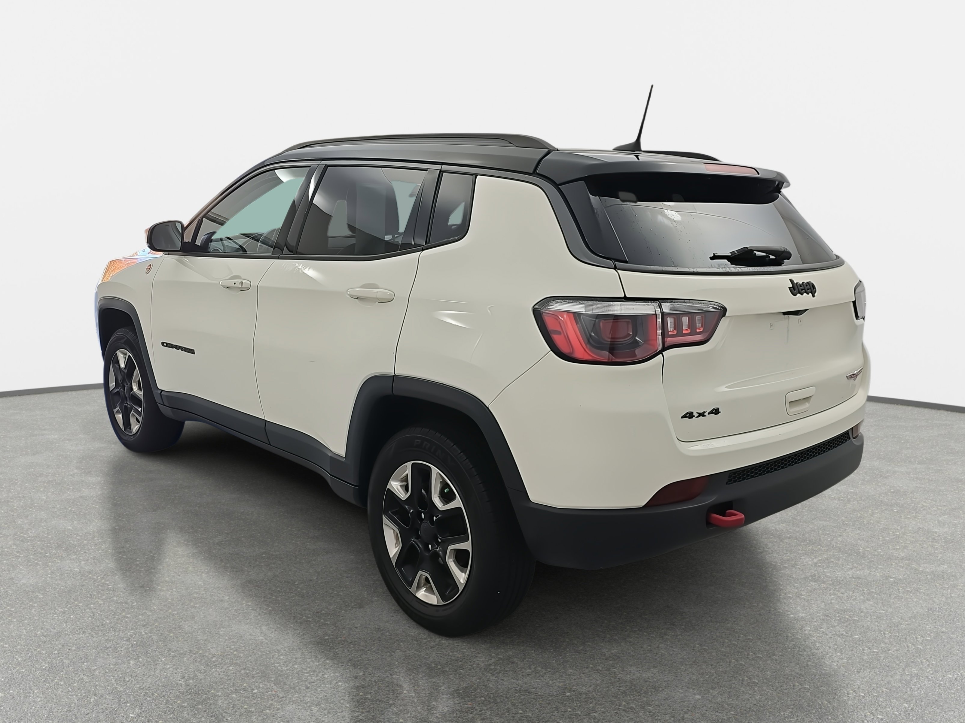 Used 2018 Jeep Compass Trailhawk w/ Cold Weather Group image 7