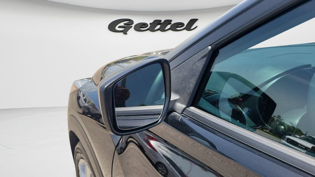 Used 2023 Nissan Kicks S FWD image 24