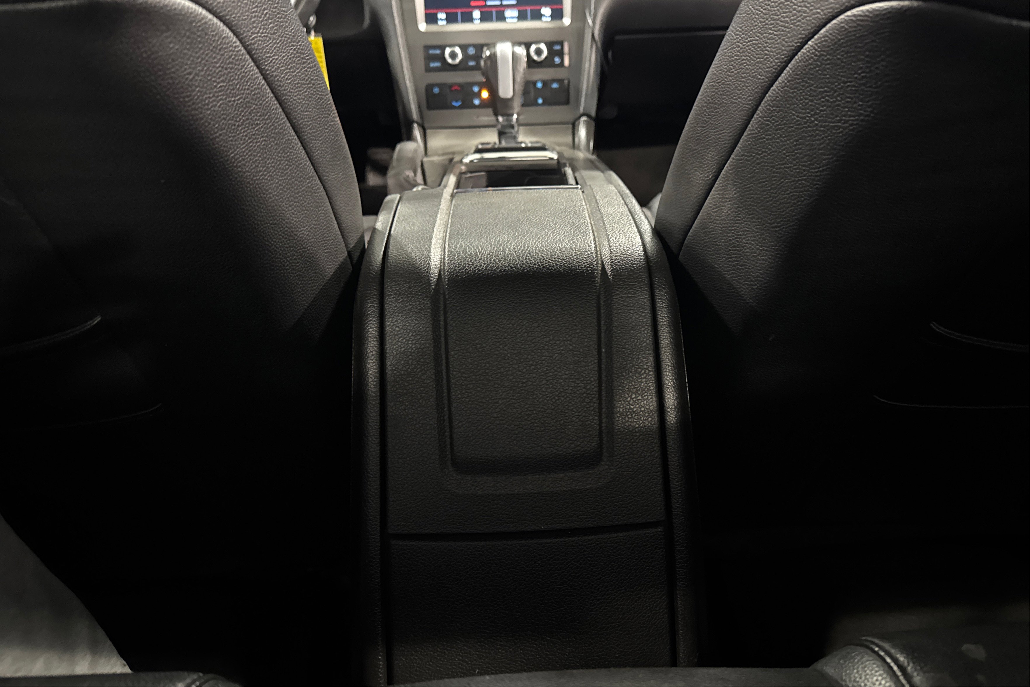 Used 2013 Ford Mustang GT image 33