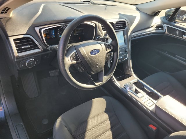 Certified 2020 Ford Fusion SE FWD image 9
