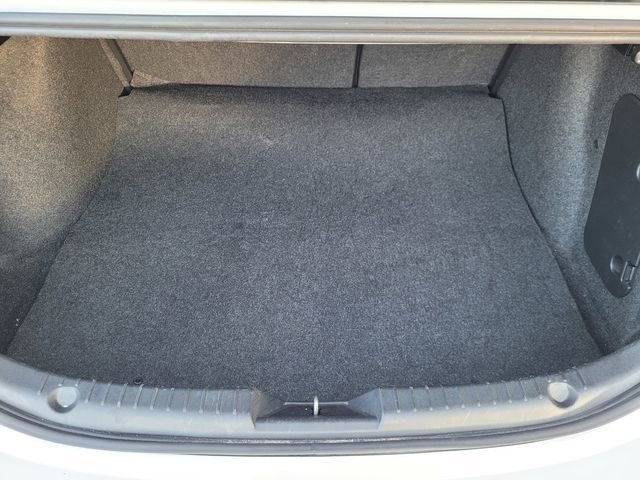 Used 2016 MAZDA MAZDA3 i Touring w/ Popular Equipment Package image 19