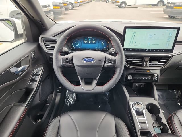 Used 2025 Ford Escape ST-Line Elite w/ Premium Technology Package image 24