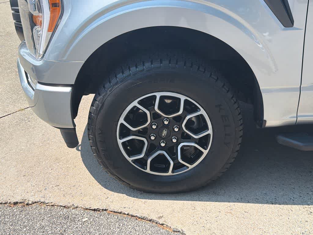 Used 2023 Ford F150 XLT w/ Equipment Group 302A High AWD/4WD image 9