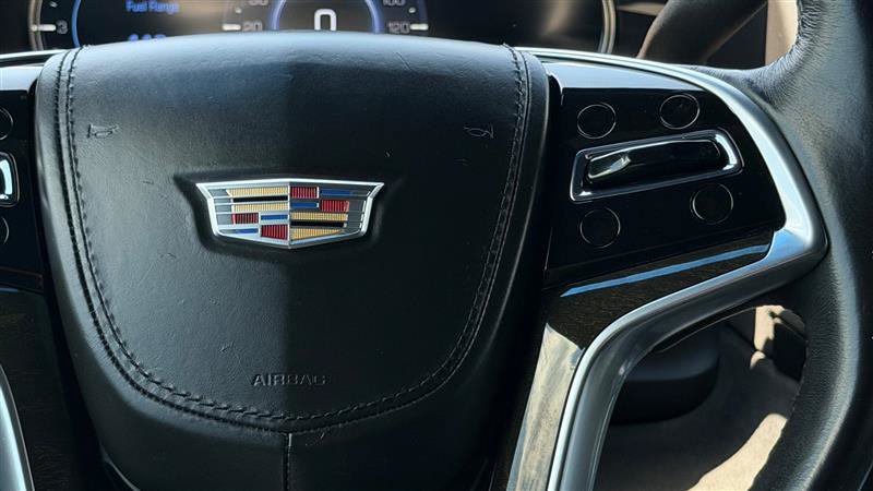 Used 2017 Cadillac Escalade Platinum AWD/4WD image 34