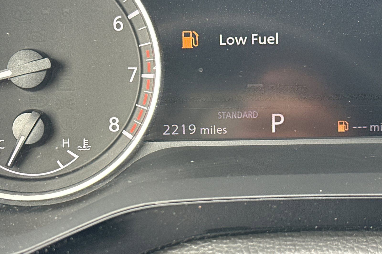 Certified 2025 Nissan Pathfinder SV image 42