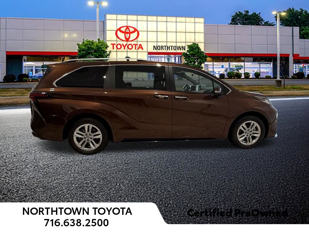 Used 2024 Toyota Sienna Limited AWD/4WD image 11
